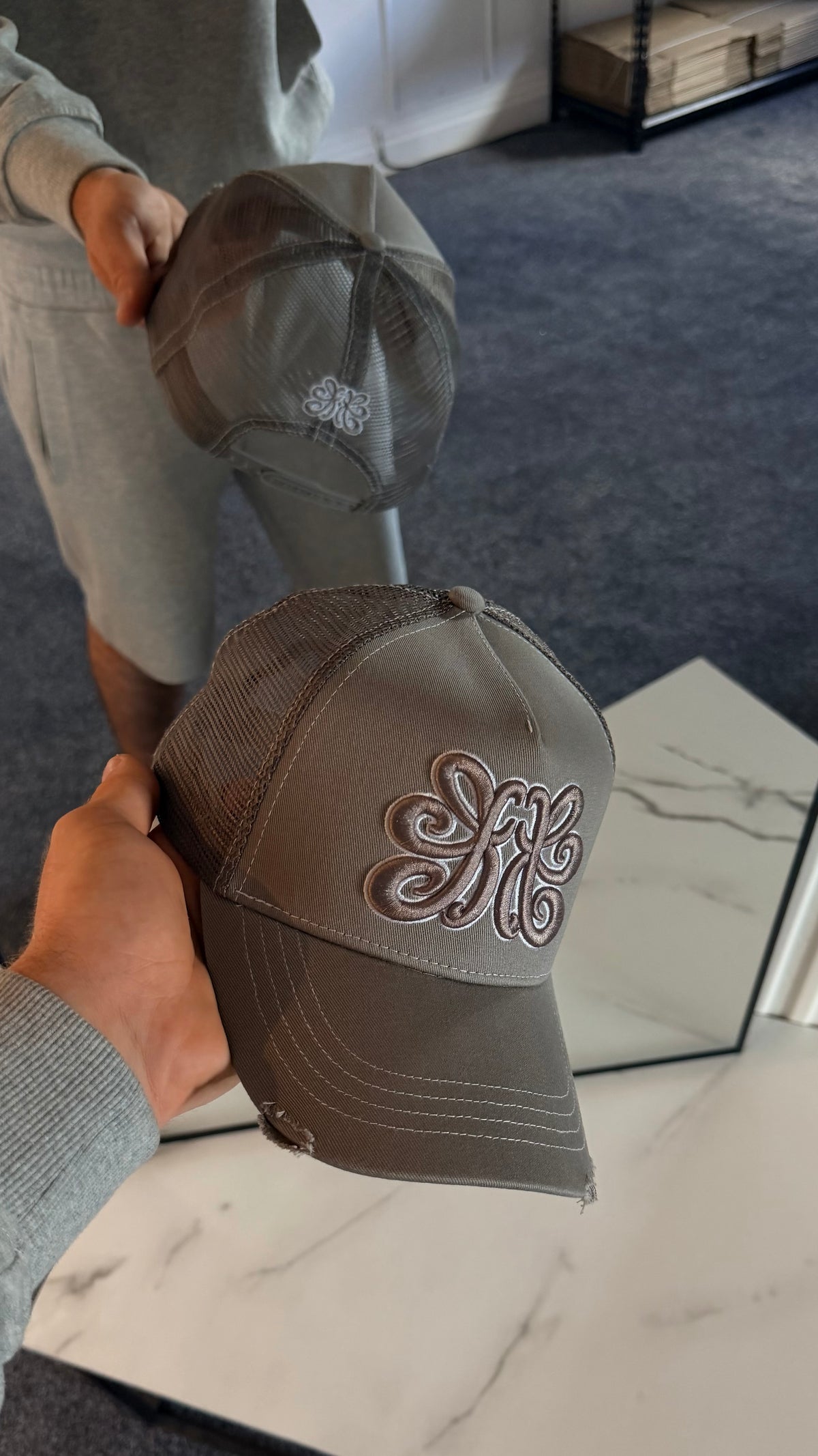 MONOGRAM TRUCKER                ‘GREY’
